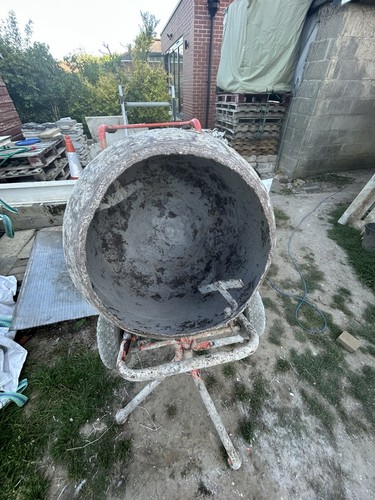 Electric concrete mixer - concrete,